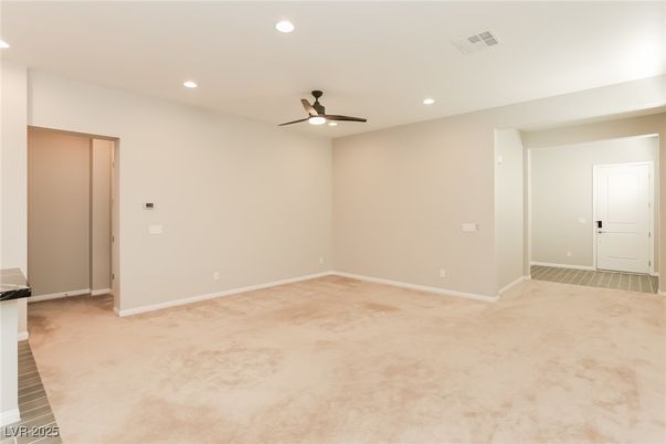 Empty room, Interior, Recessed Lighting
