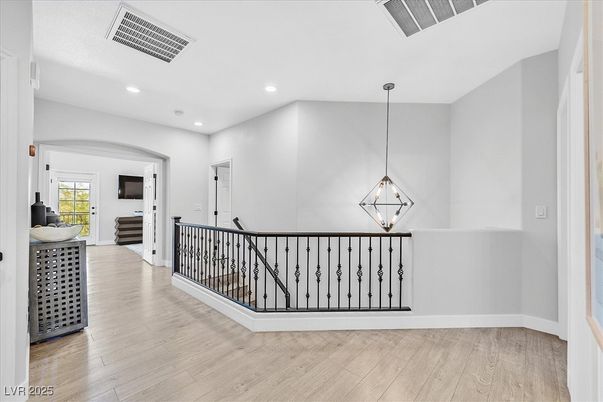 Interior, Pendant Lights, Recessed Lighting, Wood Texture Flooring