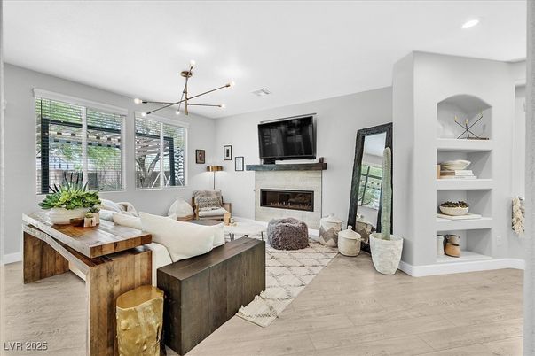 Fireplace, Interior, Living room, Pendant Lights, Recessed Lighting, Wood Texture Flooring