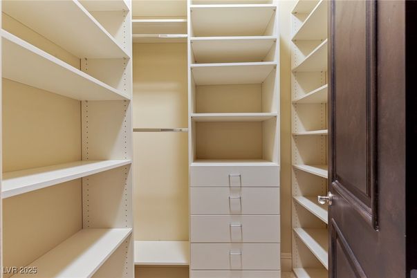 Interior, Walk-in Closets