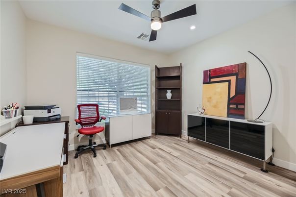 Home Office, Interior, Recessed Lighting, Wood Texture Flooring