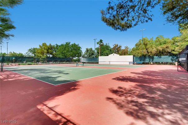 Exterior, Tennis Courts