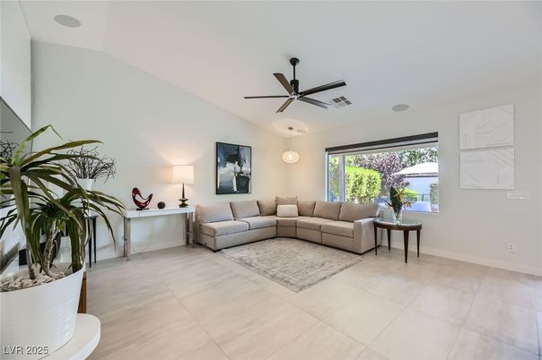 Interior, Living room, Pendant Lights