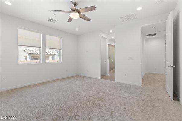 Empty room, Interior, Recessed Lighting