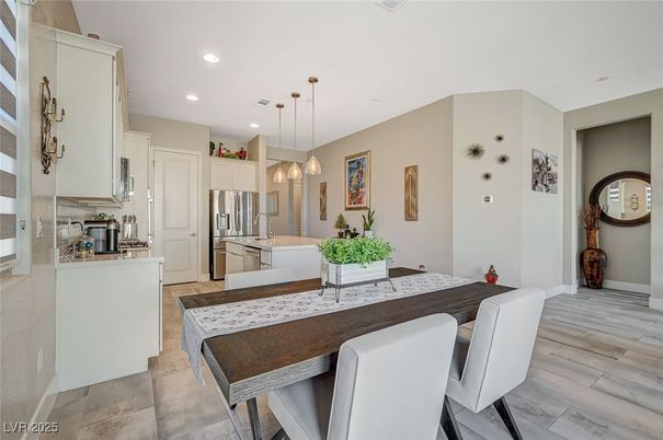 Dining room, Interior, Kitchen, Pendant Lights, Recessed Lighting, Stainless Steel Appliances, Wood Texture Flooring