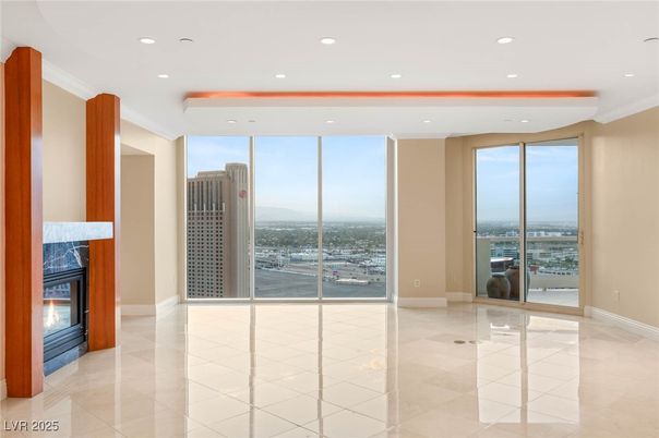 Empty room, Fireplace, Interior, Recessed Lighting