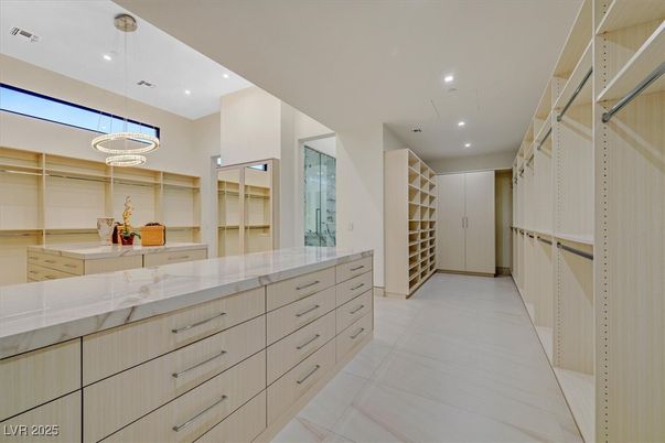 Interior, Pendant Lights, Recessed Lighting, Walk-in Closets