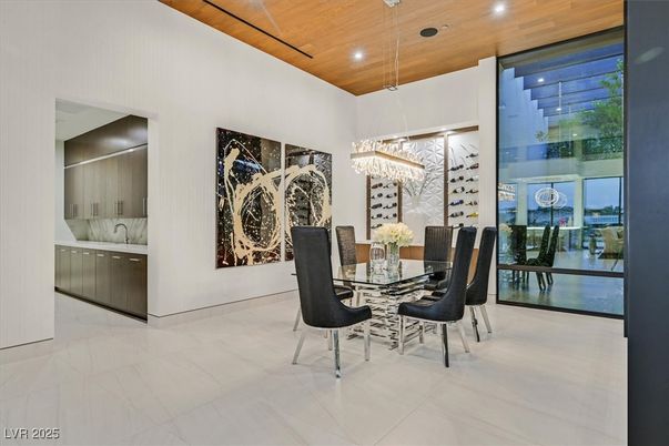 Chandelier, Dining room, Interior, Recessed Lighting, Wooden Ceilings