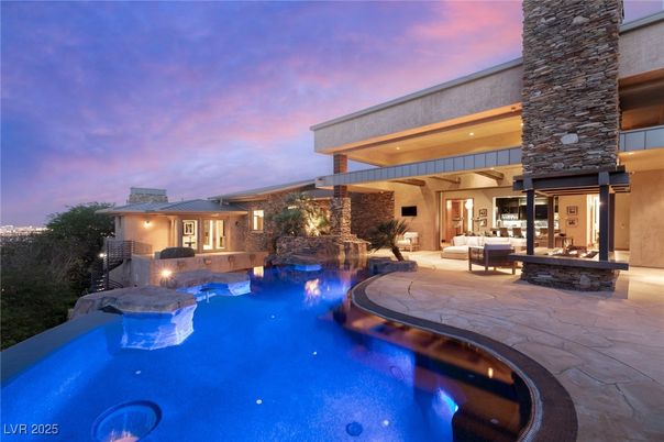 Exterior, Pool, Other