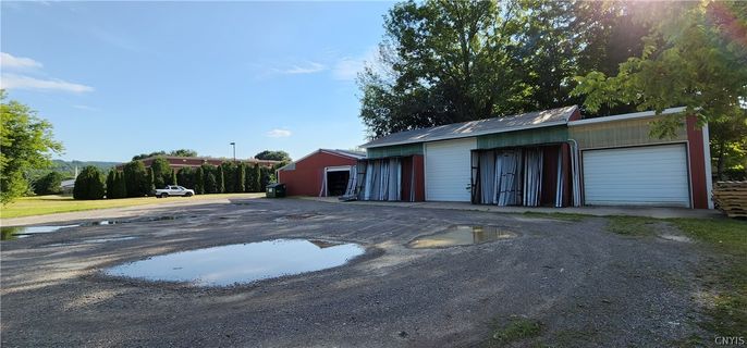 Backyard, Detached Garage, Exterior