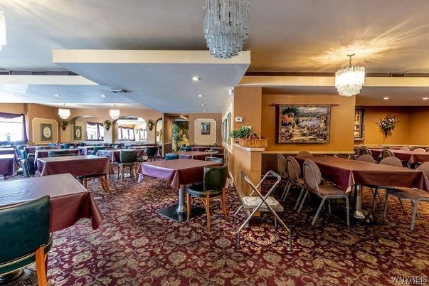 Chandelier, Dining room, Interior, Recessed Lighting