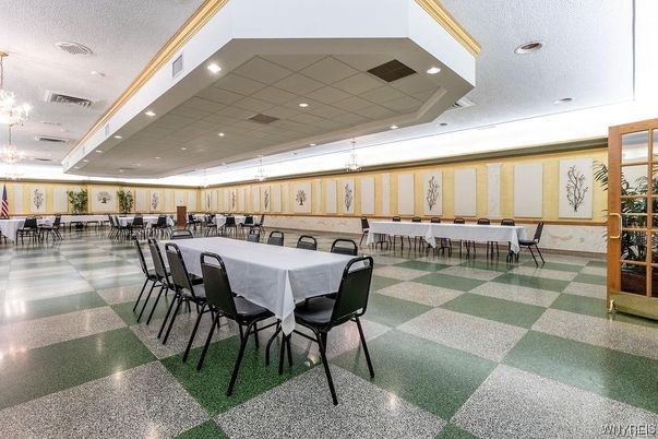 Chandelier, Dining room, Interior, Recessed Lighting