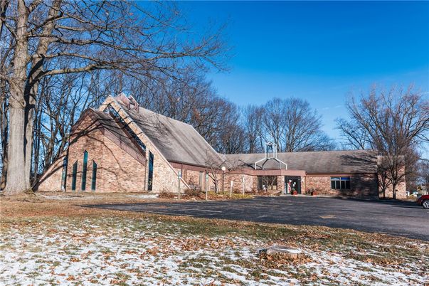 Backyard, Exterior, Facade, Brick Facade, Cape Cod