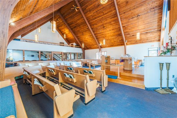 Dining room, Interior, Pendant Lights, Wooden Beams, Wooden Ceilings