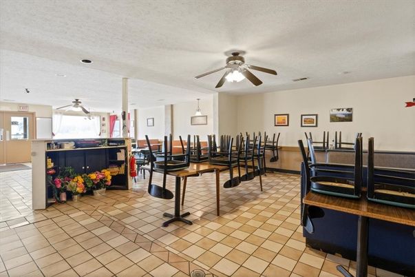 Dining room, Interior, Pendant Lights