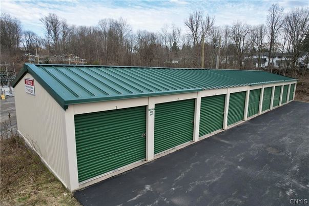 Detached Garage, Exterior