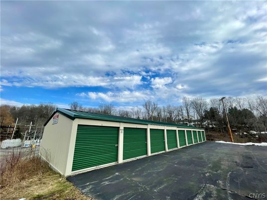 Detached Garage, Exterior