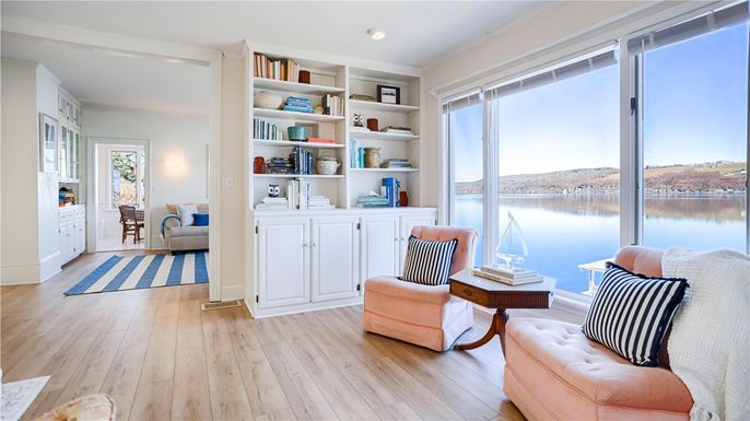 Interior, Recessed Lighting, Water, Wood Texture Flooring