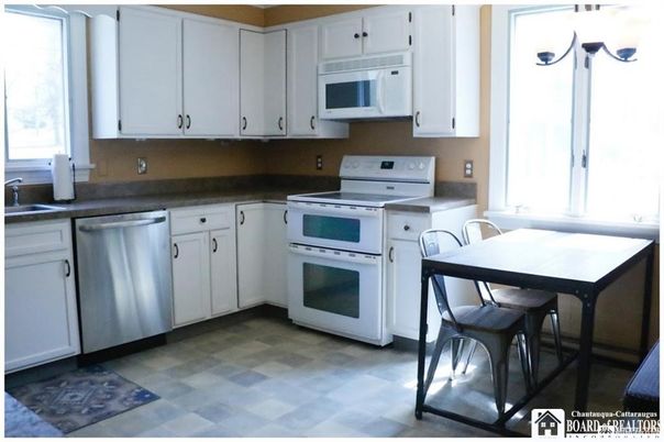 Dining room, Interior, Kitchen, Stainless Steel Appliances
