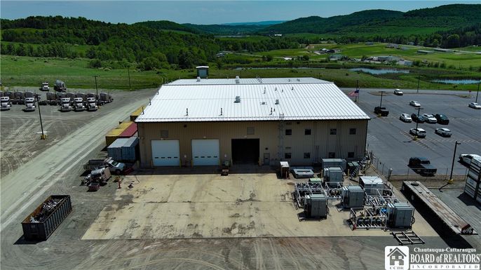 Exterior, Drone