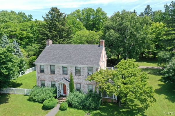 Backyard, Exterior, Facade, Brick Facade, Georgian
