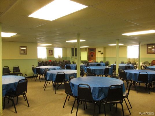 Dining room, Interior, Recessed Lighting