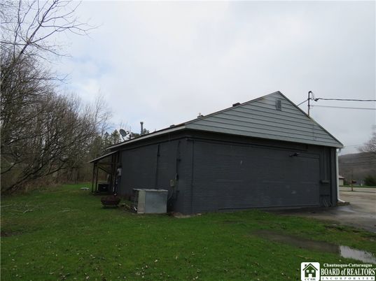 Backyard, Detached Garage, Exterior