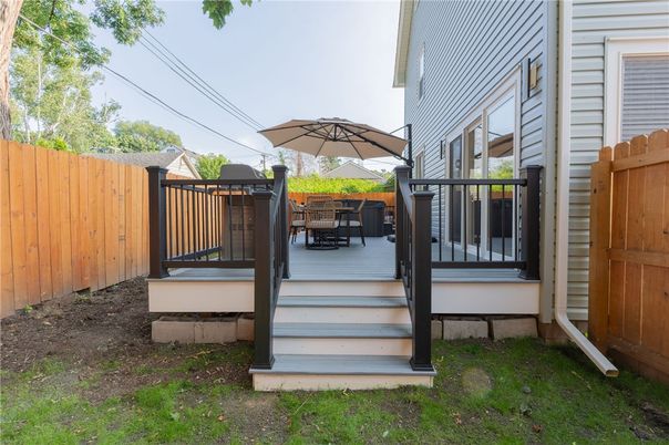 Backyard, Exterior