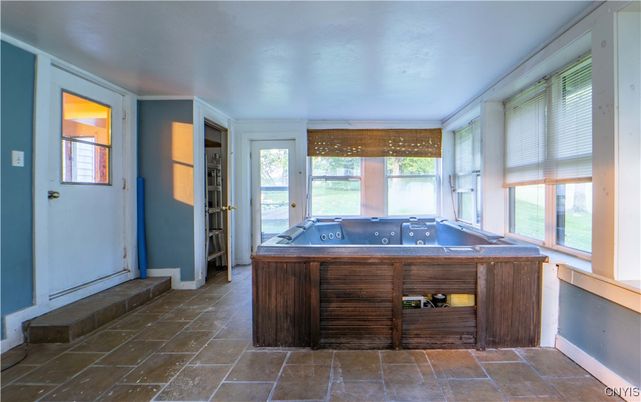 Hot Tub, Interior