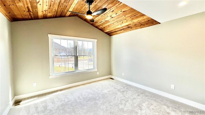 Empty room, Interior, Recessed Lighting, Wooden Ceilings