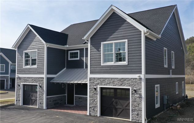 Attached, Exterior, Facade, Rowhouse