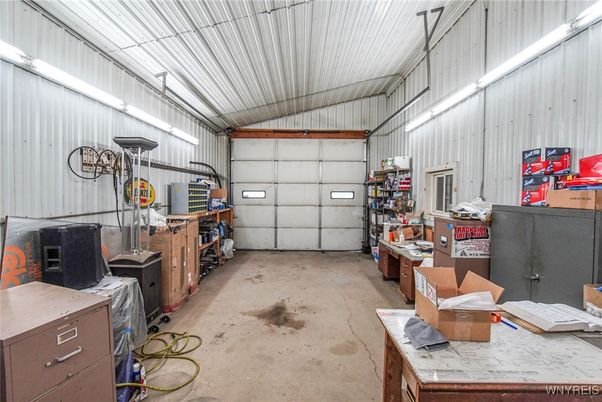 Garage, Interior