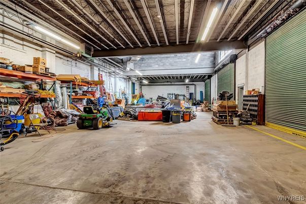Garage, Interior, Stone Walls