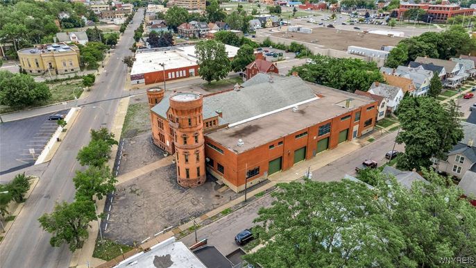 Exterior, Drone