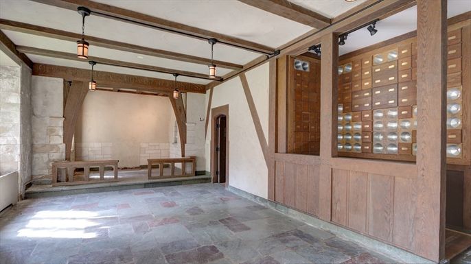 Interior, Pendant Lights, Wooden Beams