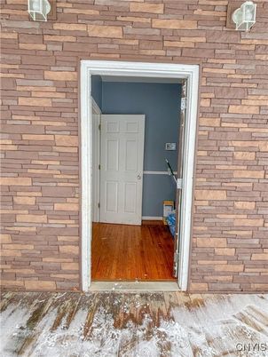 Exterior, Wood Texture Flooring