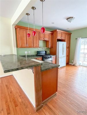 Interior, Kitchen, Pendant Lights, Wood Texture Flooring