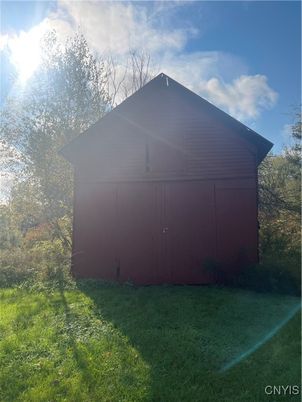 Detached Garage, Exterior