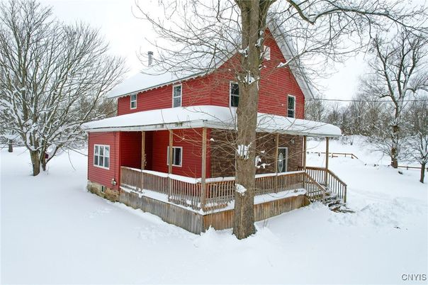 Exterior, Facade, None