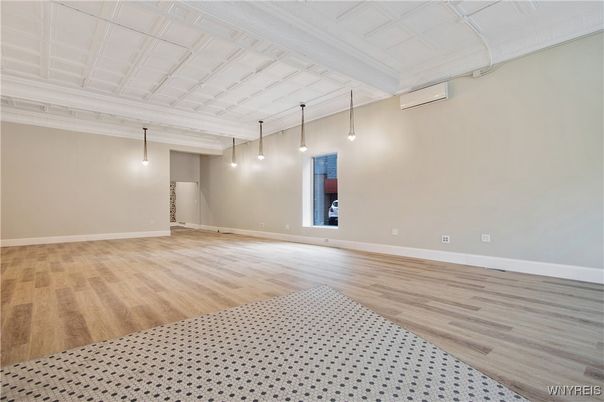 Empty room, Interior, Pendant Lights, Wood Texture Flooring