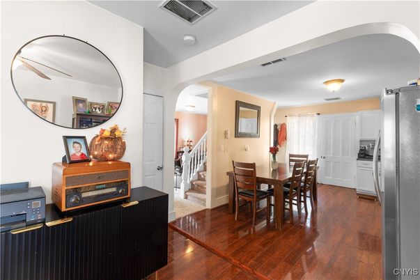 Dining room, Interior, Kitchen, Stainless Steel Appliances, Wood Texture Flooring