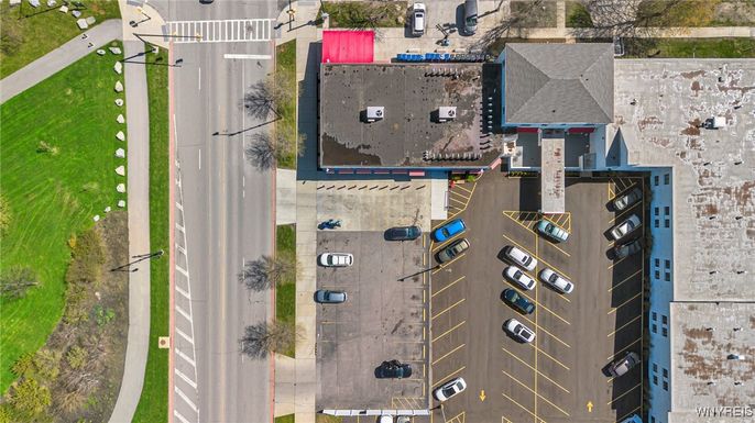 Exterior, Drone