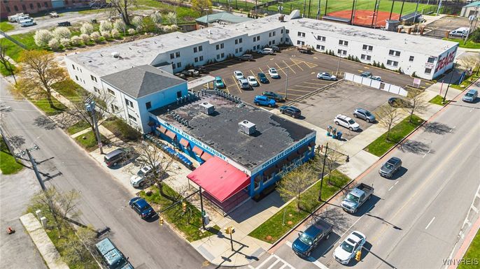 Exterior, Drone