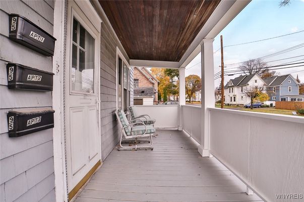Exterior, Wood Texture Flooring