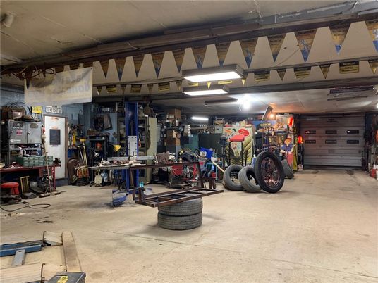 Fitness Equipment, Garage, Interior