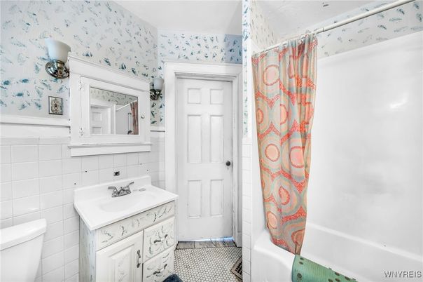 Bathroom, Interior