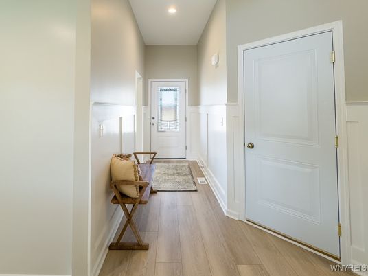 Interior, Recessed Lighting, Wood Texture Flooring