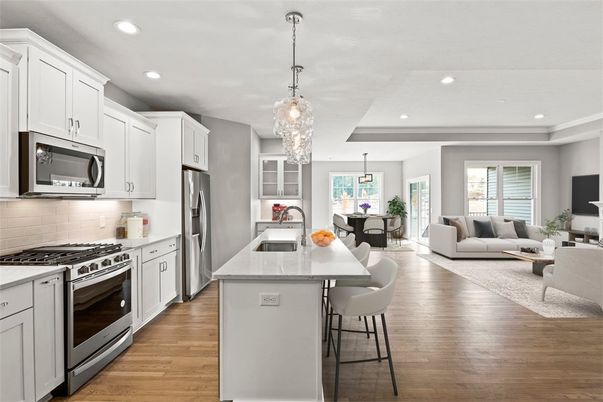 Dining room, Interior, Kitchen, Living room, Pendant Lights, Recessed Lighting, Stainless Steel Appliances, Wood Texture Flooring