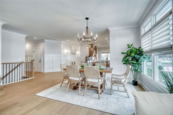 Chandelier, Dining room, Interior, Recessed Lighting, Wood Texture Flooring