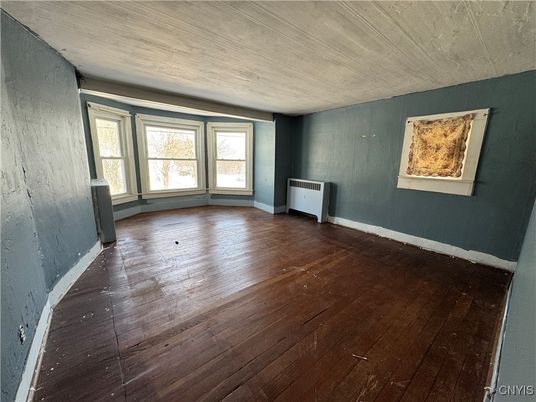 Empty room, Interior, Wooden Ceilings, Wood Texture Flooring